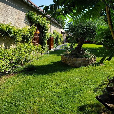 Bed and Breakfast Domaine Des Maillets Blot-l'Eglise Exterior foto