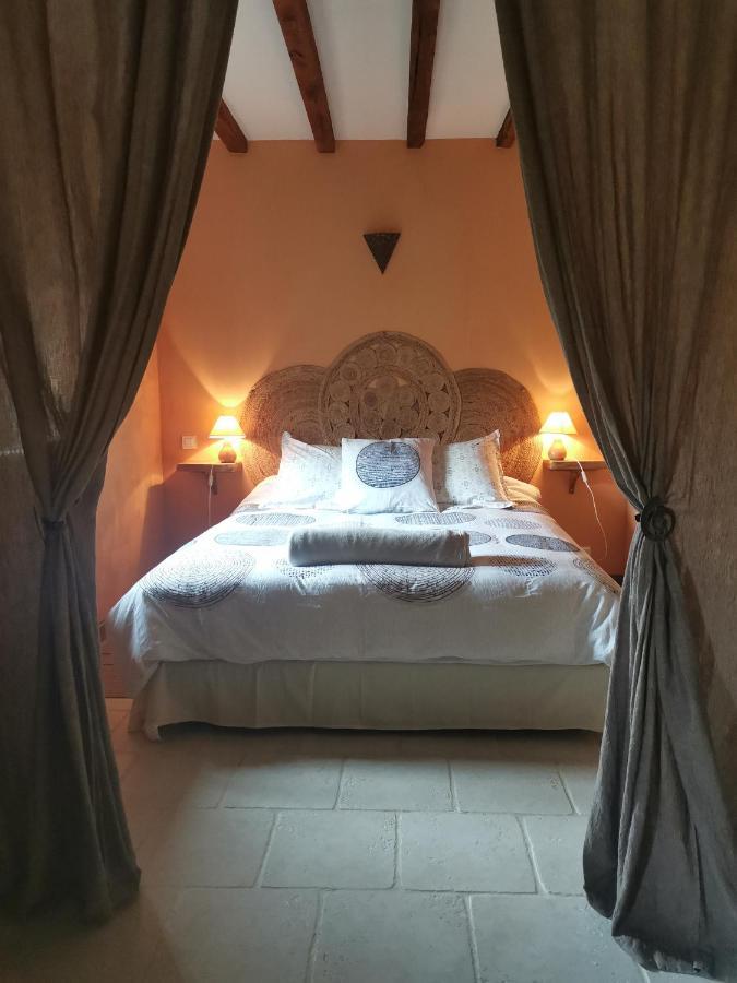 Bed and Breakfast Domaine Des Maillets Blot-l'Eglise Exterior foto