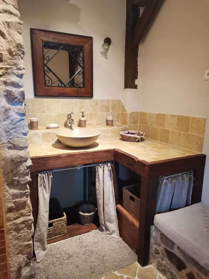 Bed and Breakfast Domaine Des Maillets Blot-l'Eglise Exterior foto