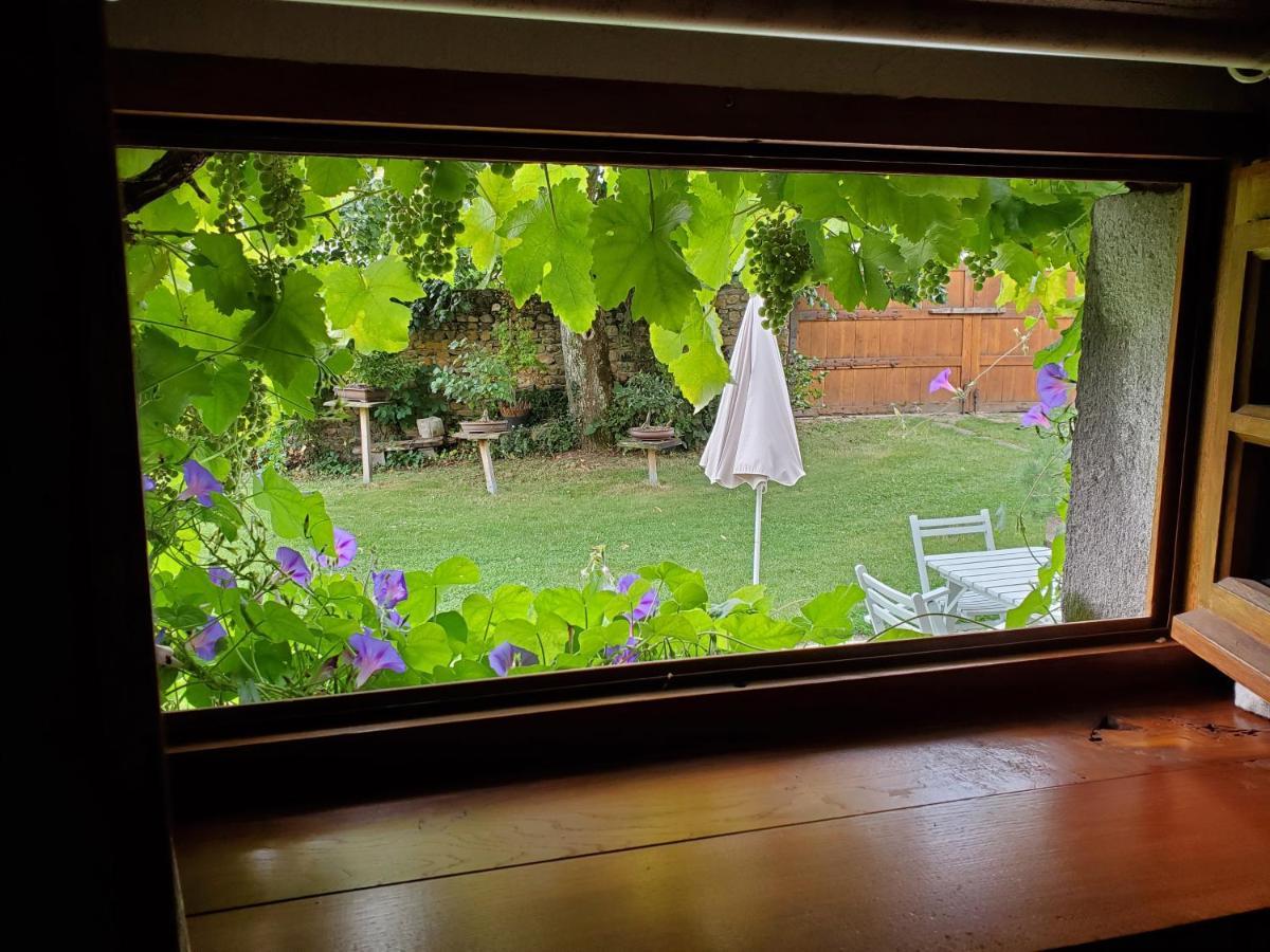 Bed and Breakfast Domaine Des Maillets Blot-l'Eglise Exterior foto